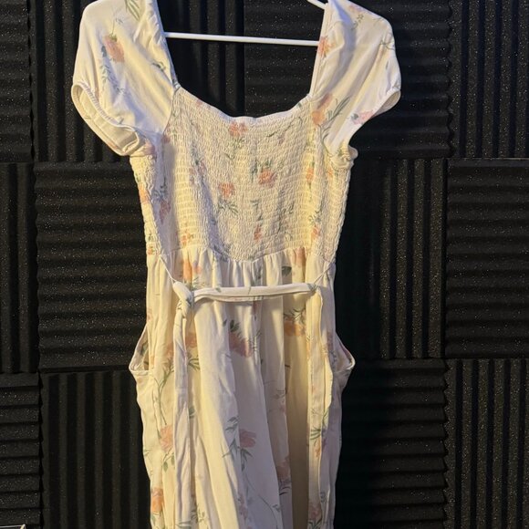 American Eagle Women’s Floral Jumpsuit - Picture 2 of 2